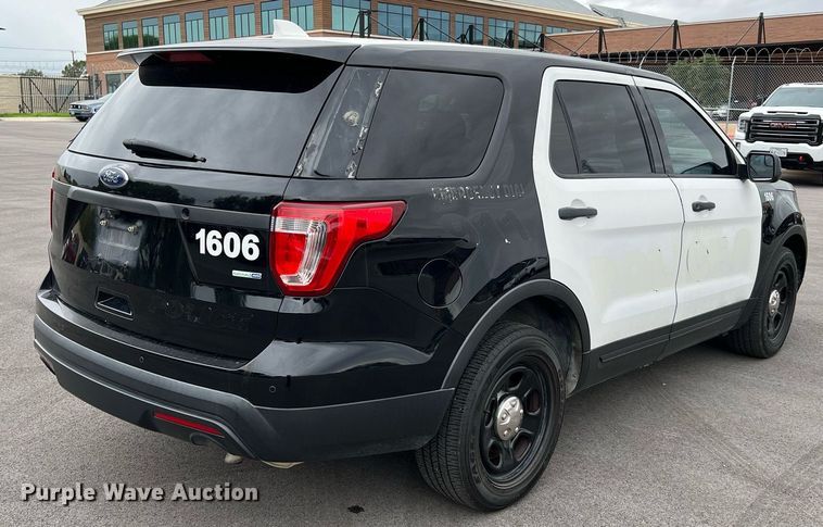 image for item LU9810 2016 Ford Explorer Police Interceptor  SUV