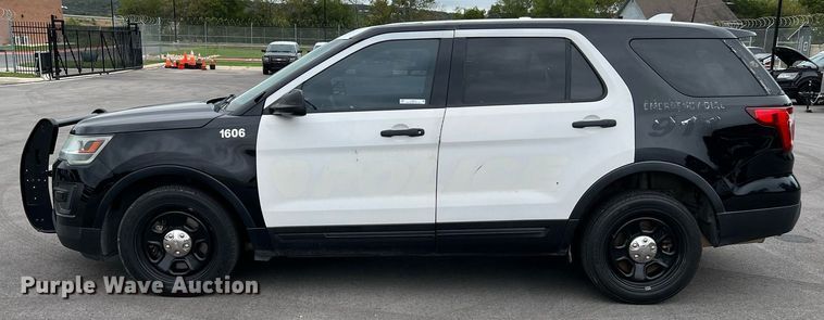 image for item LU9810 2016 Ford Explorer Police Interceptor  SUV