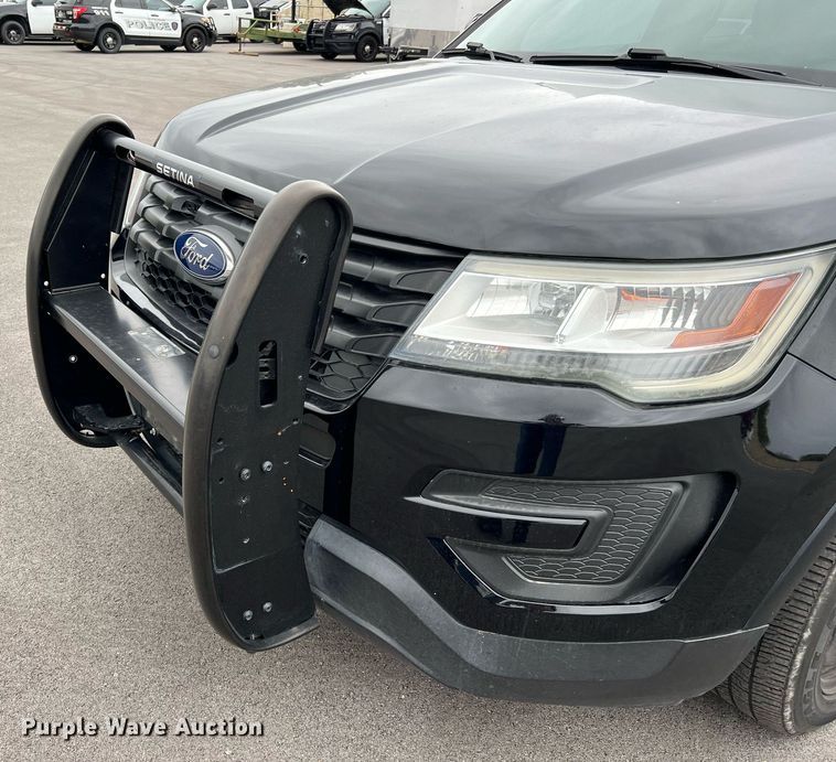 image for item LU9810 2016 Ford Explorer Police Interceptor  SUV