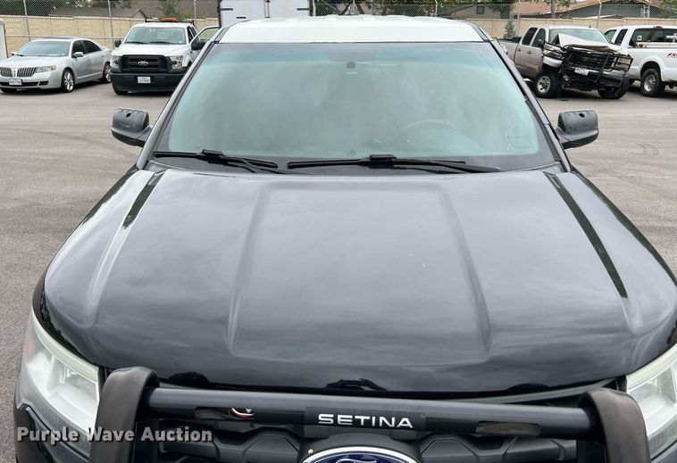 image for item LU9810 2016 Ford Explorer Police Interceptor  SUV