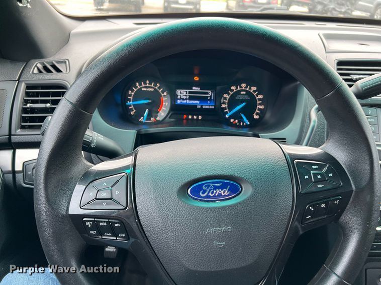 image for item LU9810 2016 Ford Explorer Police Interceptor  SUV