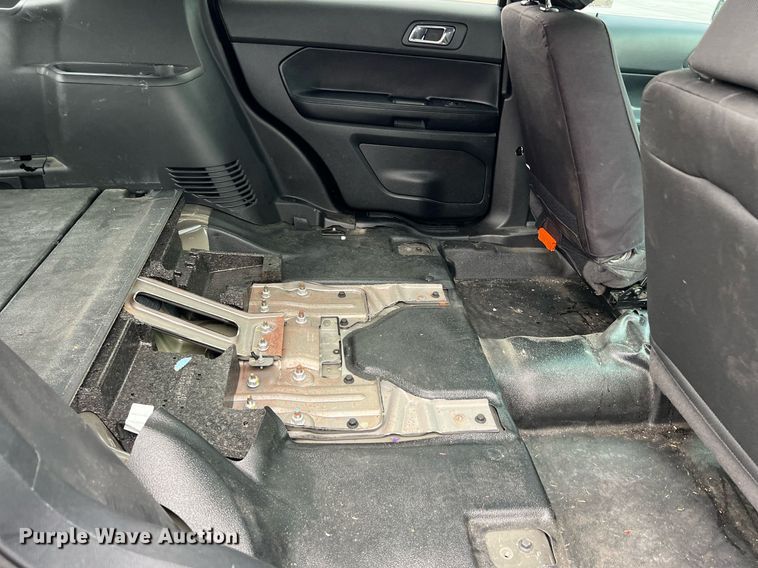 image for item LU9810 2016 Ford Explorer Police Interceptor  SUV