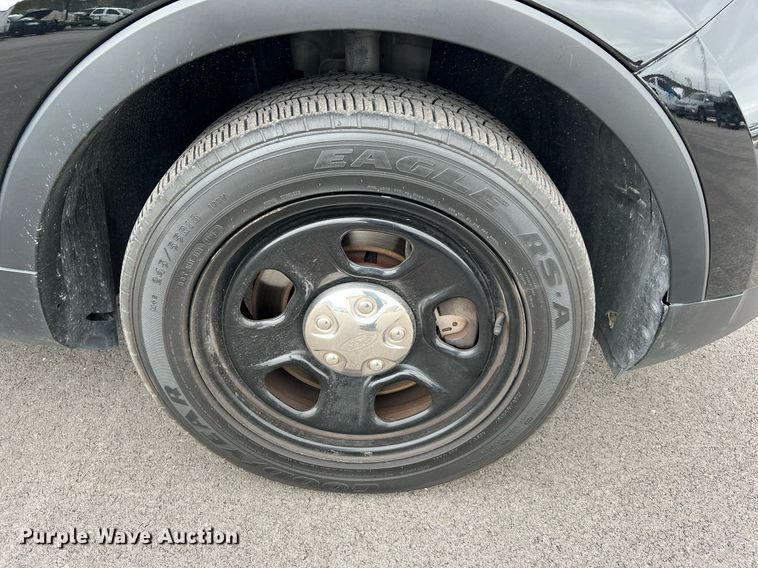 image for item LU9810 2016 Ford Explorer Police Interceptor  SUV