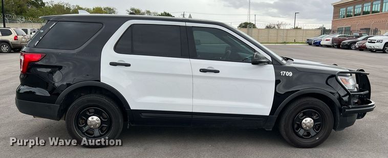 image for item LU9811 2017 Ford Explorer Police Interceptor  SUV