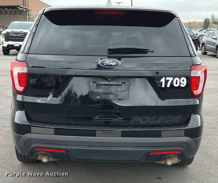 image for item LU9811 2017 Ford Explorer Police Interceptor  SUV