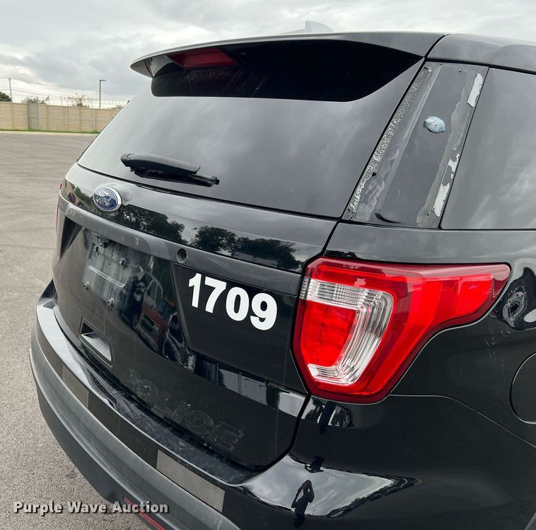 image for item LU9811 2017 Ford Explorer Police Interceptor  SUV