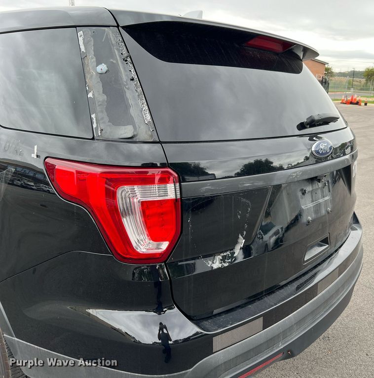 image for item LU9811 2017 Ford Explorer Police Interceptor  SUV