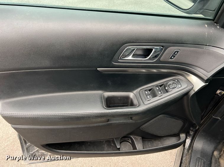 image for item LU9811 2017 Ford Explorer Police Interceptor  SUV