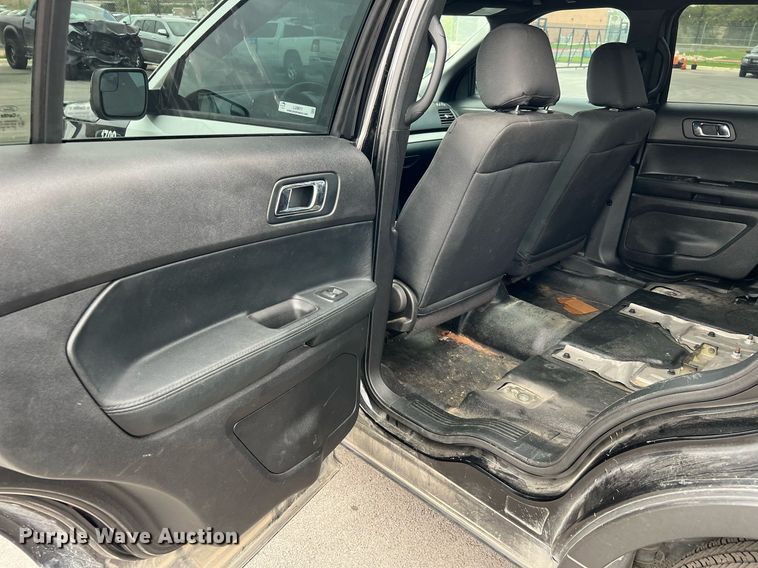 image for item LU9811 2017 Ford Explorer Police Interceptor  SUV