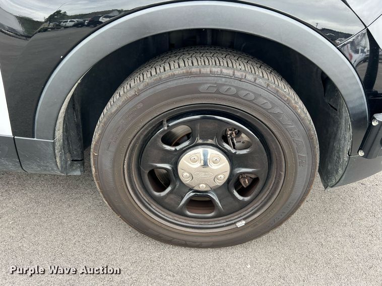 image for item LU9811 2017 Ford Explorer Police Interceptor  SUV