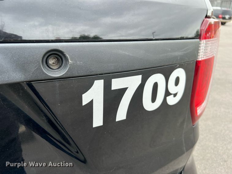 image for item LU9811 2017 Ford Explorer Police Interceptor  SUV