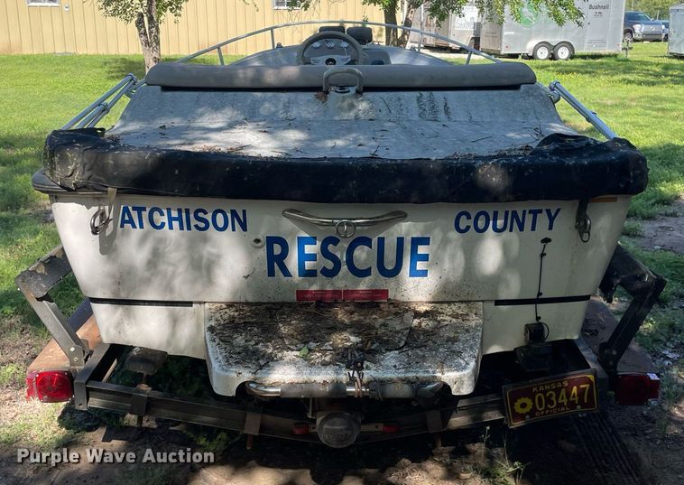 image for item LY9779 Boston Whaler Rage 15  boat