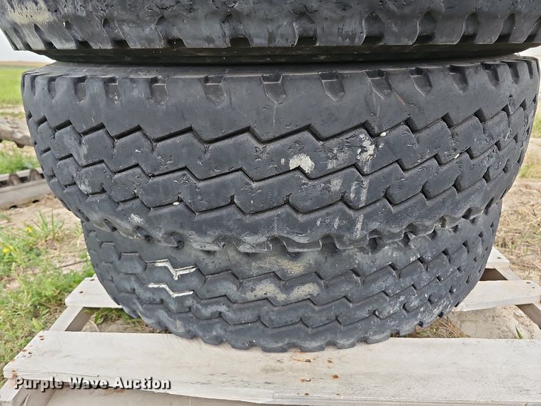 image for item MC9773 (4) Constellation 11R22.5 tires