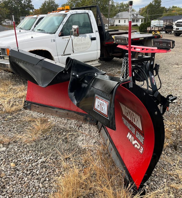 image for item MG9512 Western MVP3  Western MVP3 V snow plow
