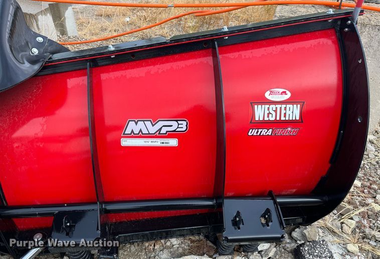 Western MVP3 Western MVP3 V snow plow in Bloomfield, IA Item MG9512