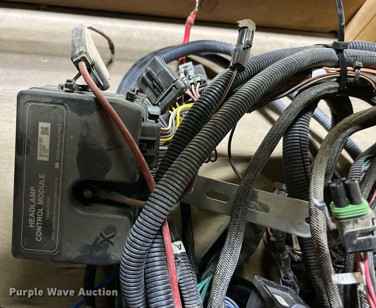 image for item MG9512 Western MVP3  Western MVP3 V snow plow