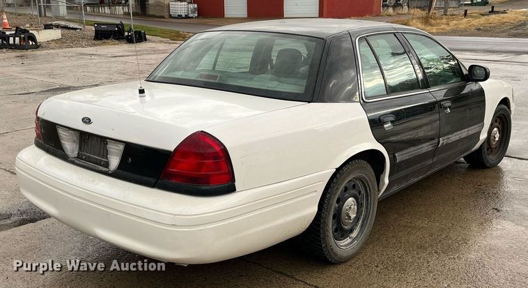 image for item MG9513 2009 Ford Crown Victoria Police Interceptor