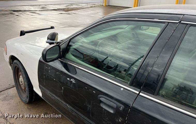 image for item MG9513 2009 Ford Crown Victoria Police Interceptor