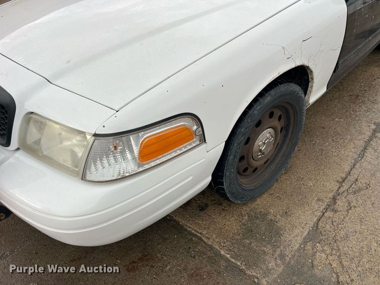 image for item MG9513 2009 Ford Crown Victoria Police Interceptor