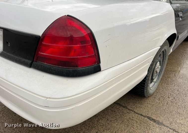 image for item MG9513 2009 Ford Crown Victoria Police Interceptor
