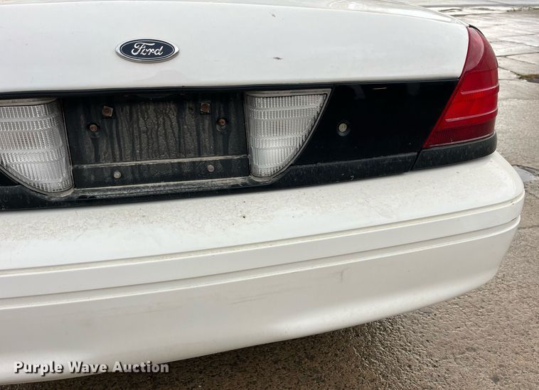 image for item MG9513 2009 Ford Crown Victoria Police Interceptor