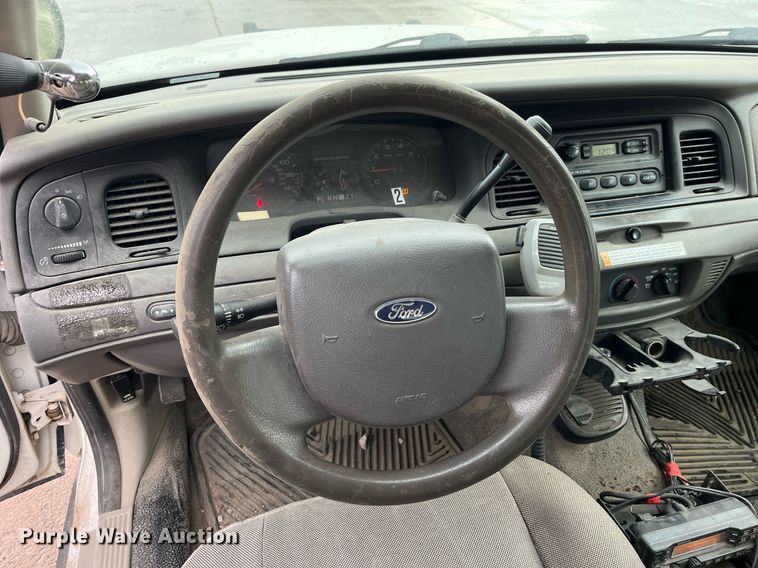 image for item MG9513 2009 Ford Crown Victoria Police Interceptor