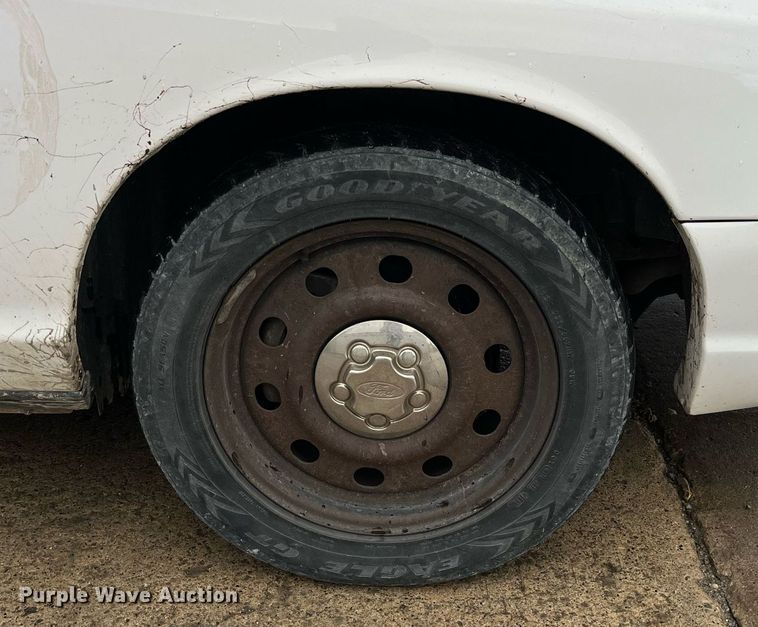 image for item MG9513 2009 Ford Crown Victoria Police Interceptor