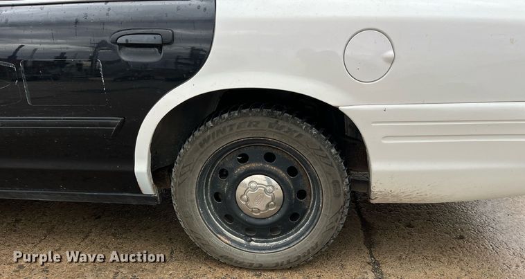 image for item MG9513 2009 Ford Crown Victoria Police Interceptor