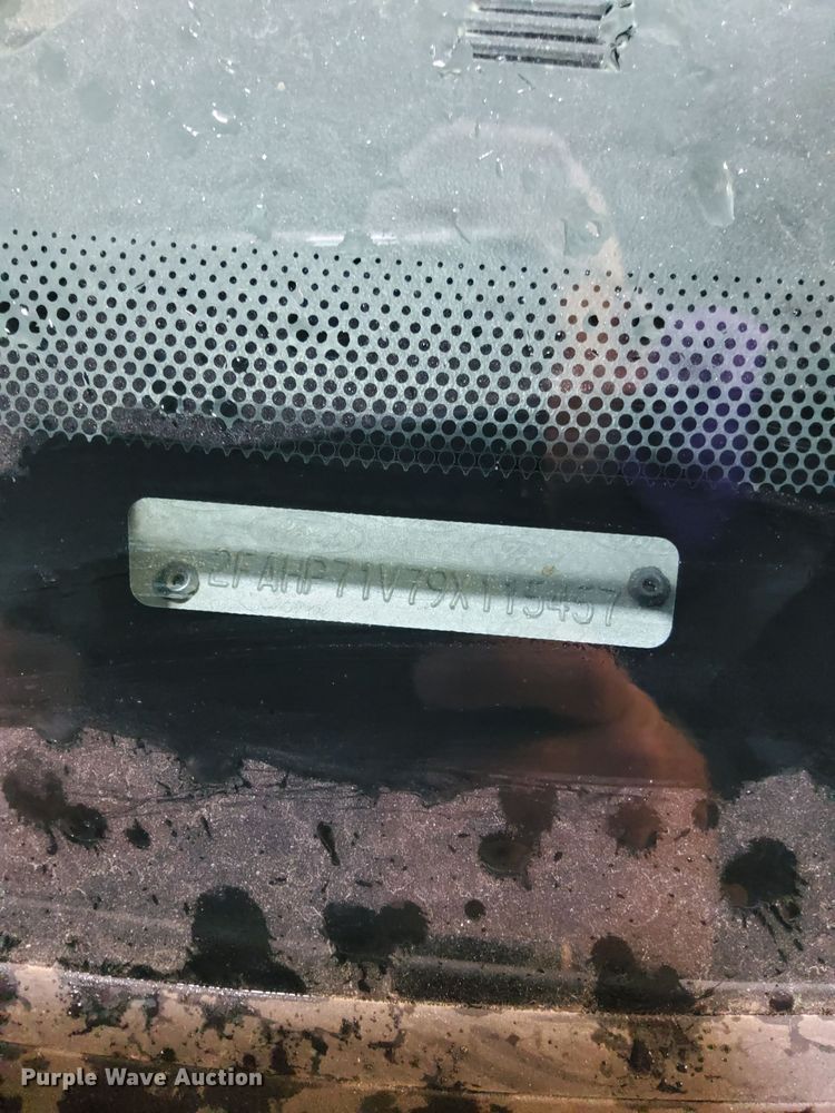 image for item MG9513 2009 Ford Crown Victoria Police Interceptor