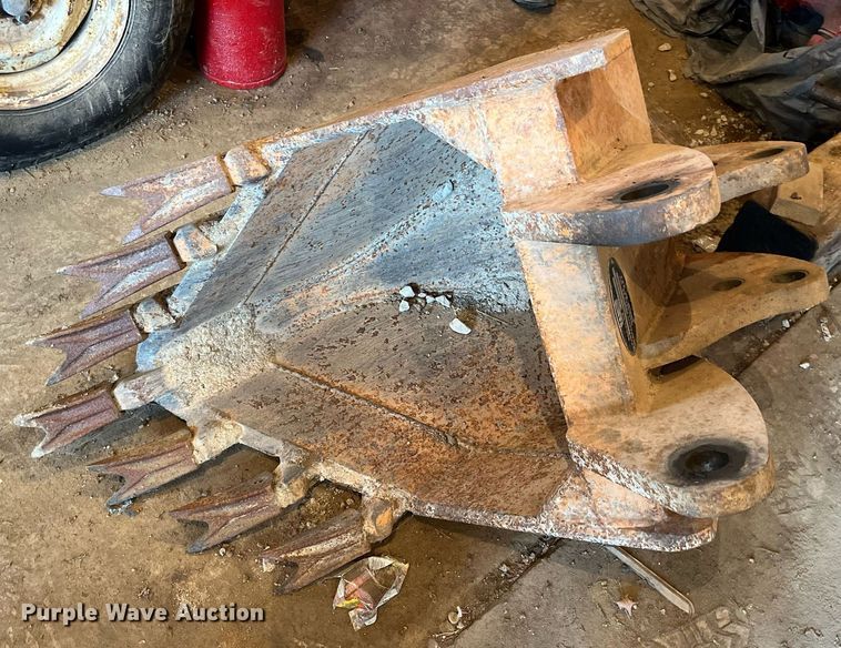 image for item MG9515 WB  backhoe bucket