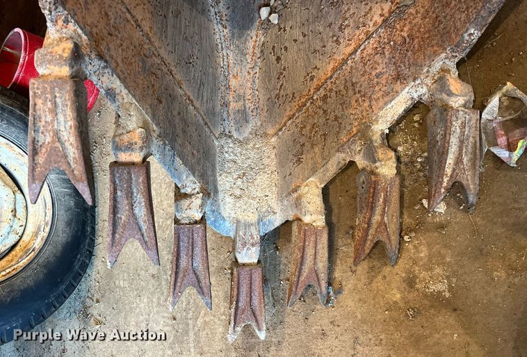 image for item MG9515 WB  backhoe bucket