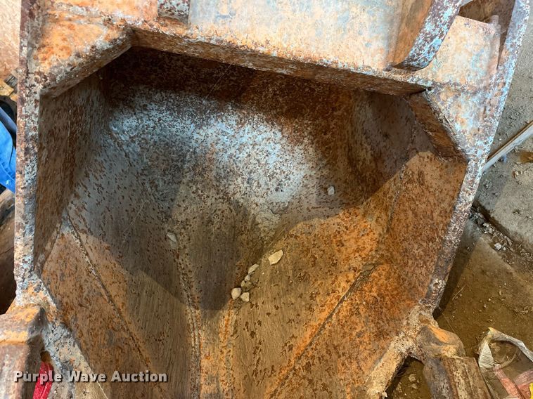image for item MG9515 WB  backhoe bucket