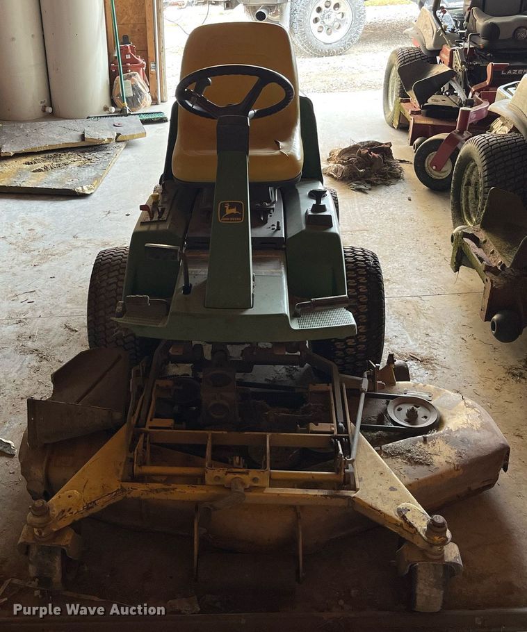 image for item MG9516 John Deere F725  lawn mower