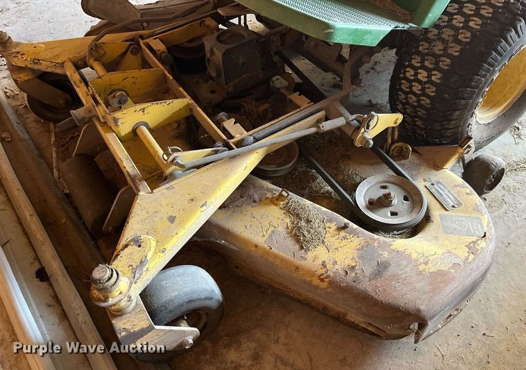 image for item MG9516 John Deere F725  lawn mower