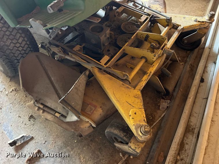 image for item MG9516 John Deere F725  lawn mower