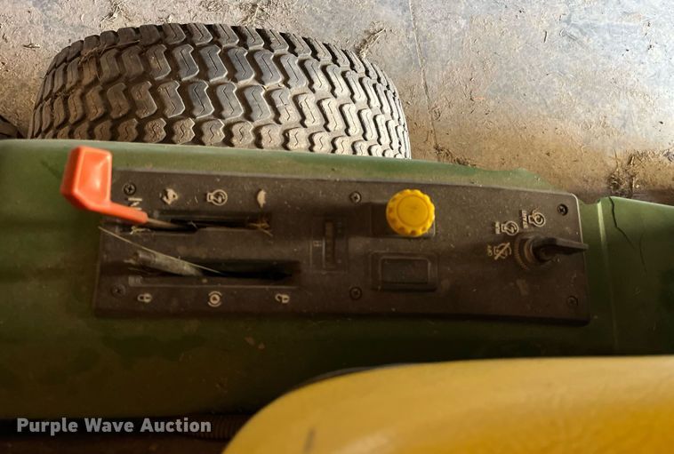 image for item MG9516 John Deere F725  lawn mower