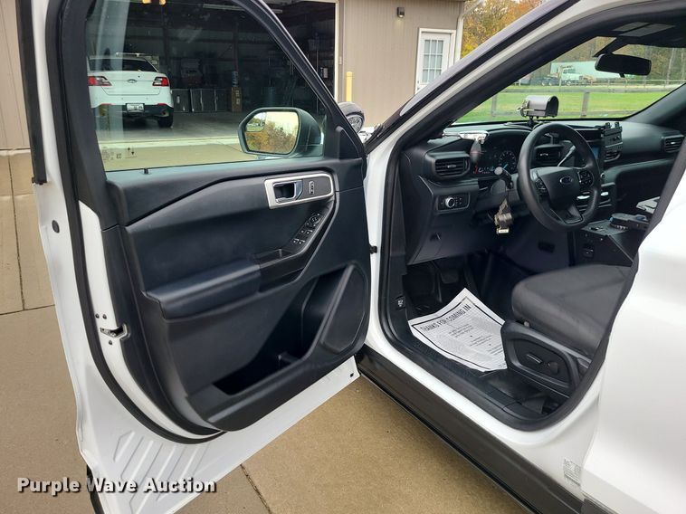 image for item MJ9463 2020 Ford Explorer Police  SUV