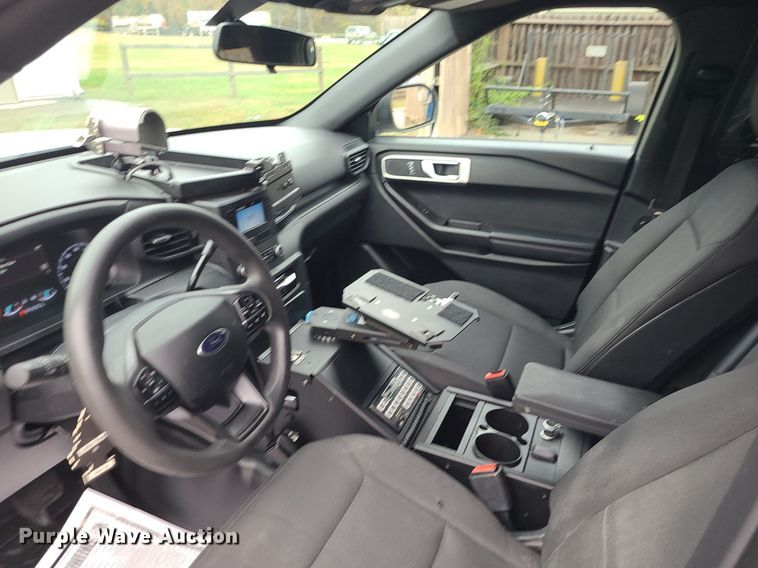 image for item MJ9463 2020 Ford Explorer Police  SUV