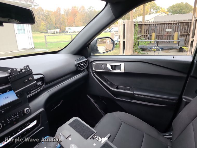 image for item MJ9463 2020 Ford Explorer Police  SUV