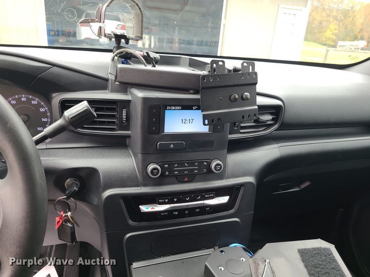 image for item MJ9463 2020 Ford Explorer Police  SUV