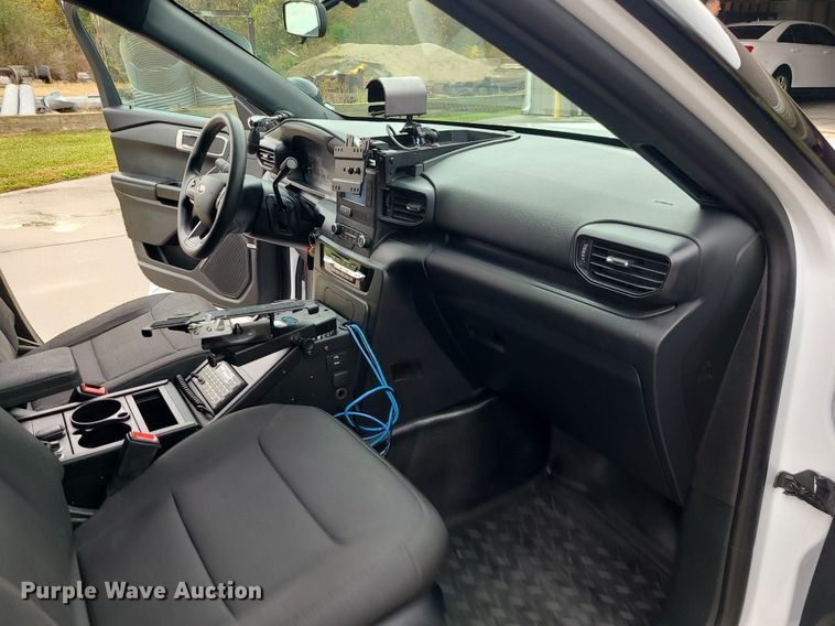 image for item MJ9463 2020 Ford Explorer Police  SUV