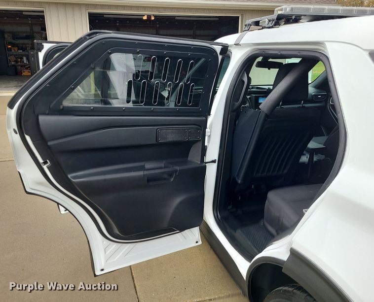 image for item MJ9463 2020 Ford Explorer Police  SUV