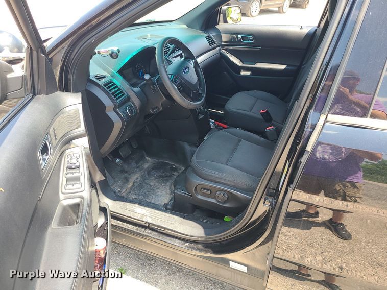 image for item MO9842 2016 Ford Explorer Police Interceptor SUV