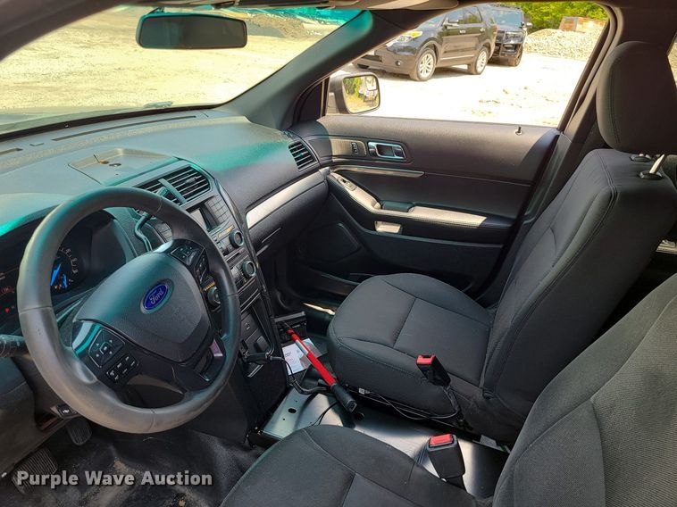 image for item MO9842 2016 Ford Explorer Police Interceptor SUV