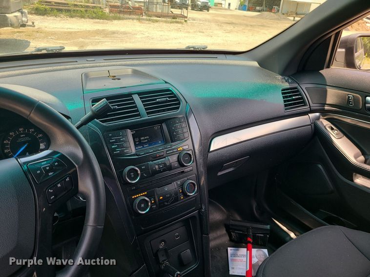 image for item MO9842 2016 Ford Explorer Police Interceptor SUV