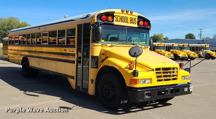 image for item MQ9550 2006 Blue Bird  school bus