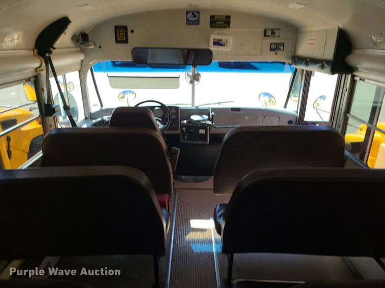 image for item MQ9550 2006 Blue Bird  school bus