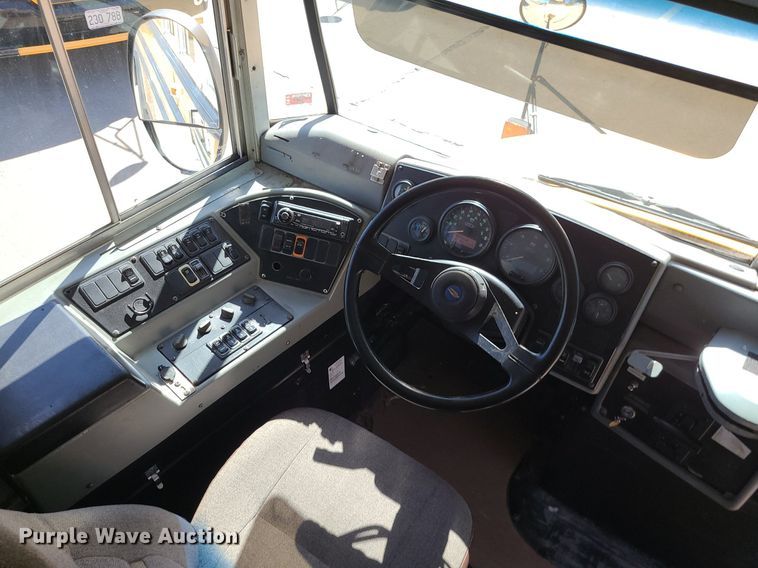 image for item MQ9550 2006 Blue Bird  school bus