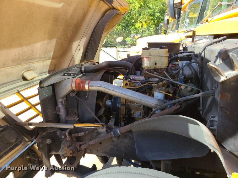 image for item MQ9550 2006 Blue Bird  school bus