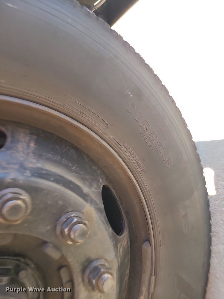 image for item MQ9550 2006 Blue Bird  school bus